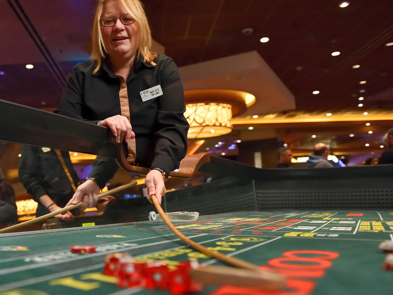 Khám phá cách chơi casino chuyên nghiệp và bí quyết tăng cơ hội thắng lớn với cách chơi casino hiệu quả